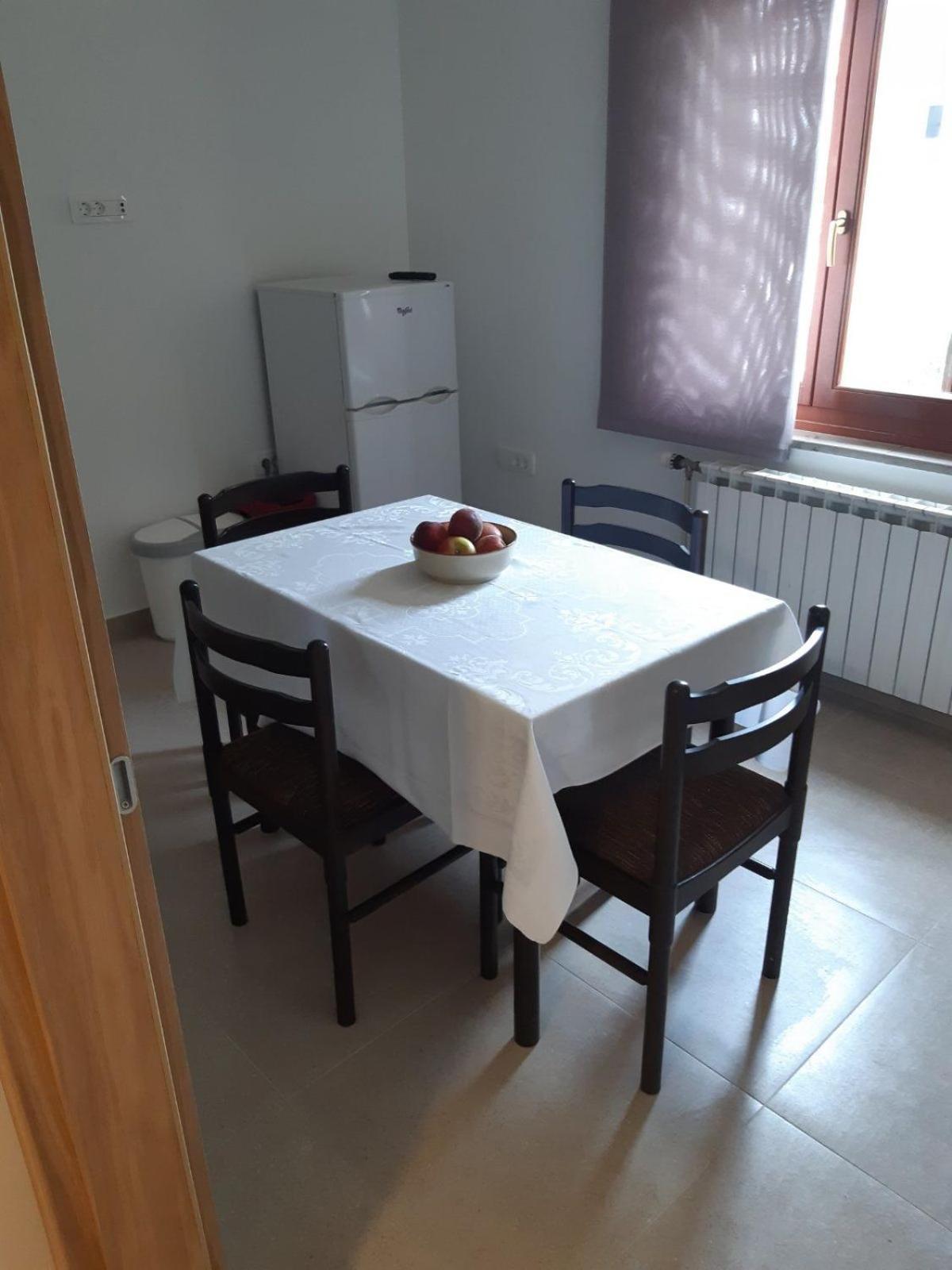 Apartments Cerovic Malinska Eksteriør bilde